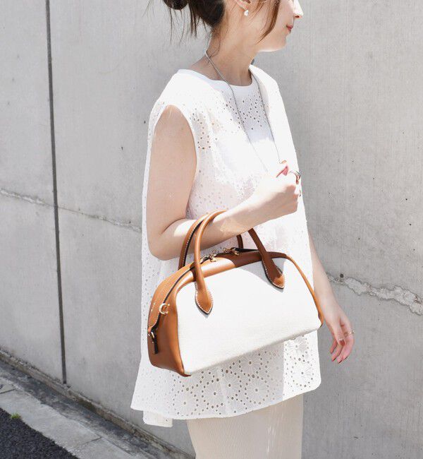 quaranciel「quaranciel:〈手洗い可能〉フラワー 刺繍 アイレット ノースリーブ フレア プルオーバー」|シャツ・ブラウス|