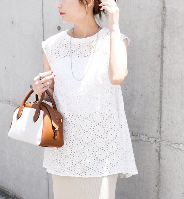 quaranciel「quaranciel:〈手洗い可能〉フラワー 刺繍 アイレット ノースリーブ フレア プルオーバー」|シャツ・ブラウス|