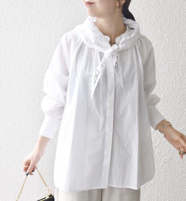 SHIPS any「bon_meur:〈洗濯機可能〉レース スカーフ付き バンドカラー ギャザー パフ シャツ」|シャツ・ブラウス|