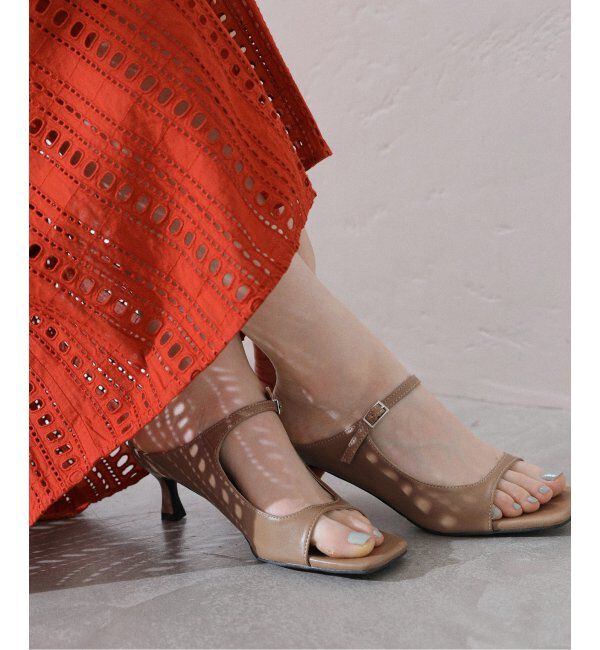  「KOMOREBIMUSEUM/コモレビミュージアム  2ストラップミュール」|サンダル|ベージュ