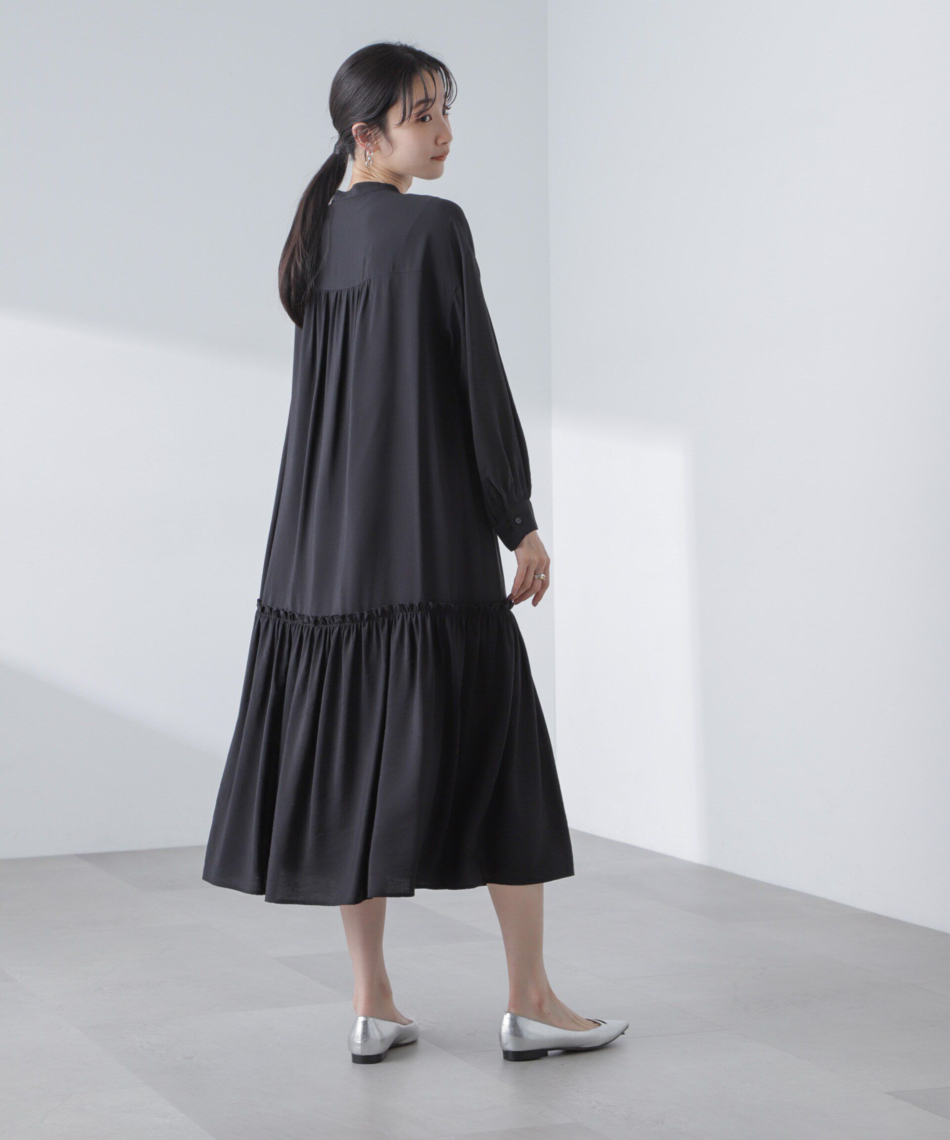 nano･universe「ギャザーヘムスタンドカラーワンピース」|ワンピース|