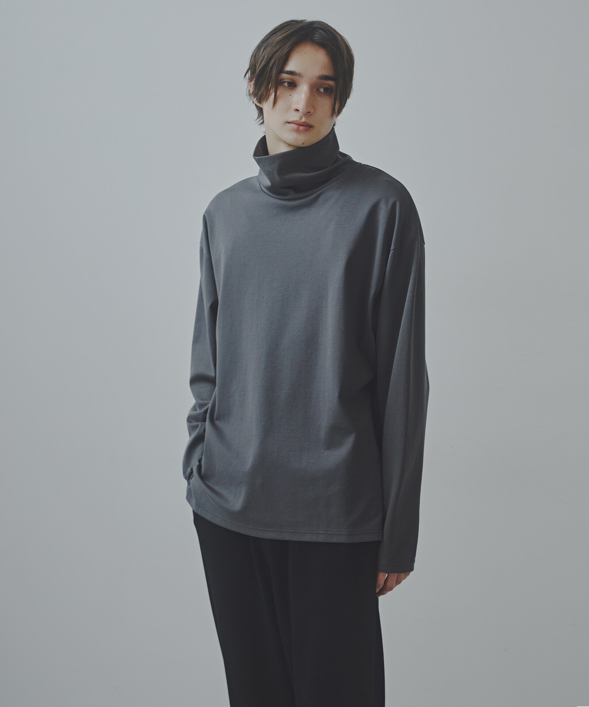 nano･universe「｢Commonuse｣C/T/Pu ポンチタートルネック」|Tシャツ・カットソー|チャコール3