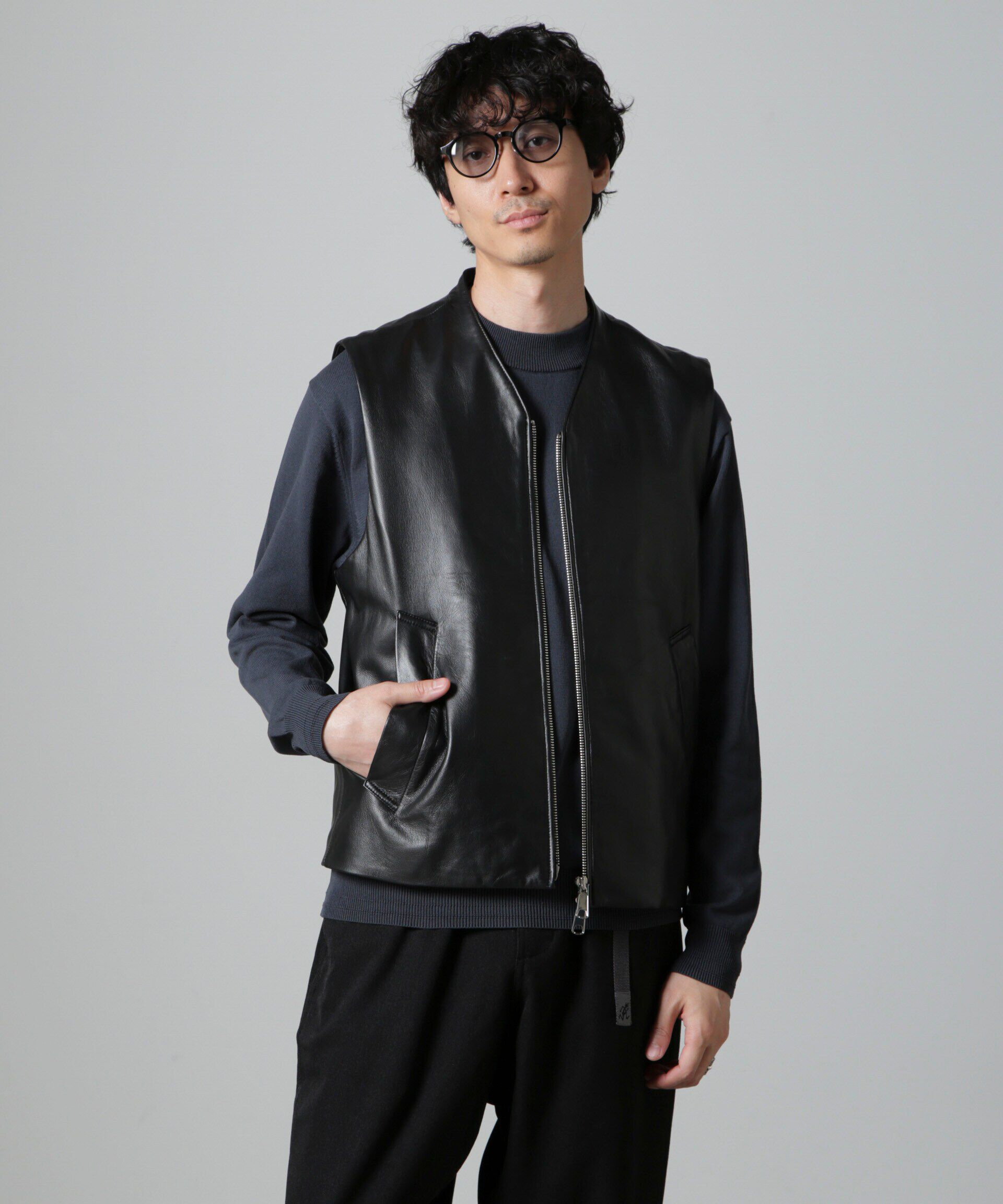 nano･universe「Lamb nappa ジップレザージレ」|ダウンベスト・ベスト|