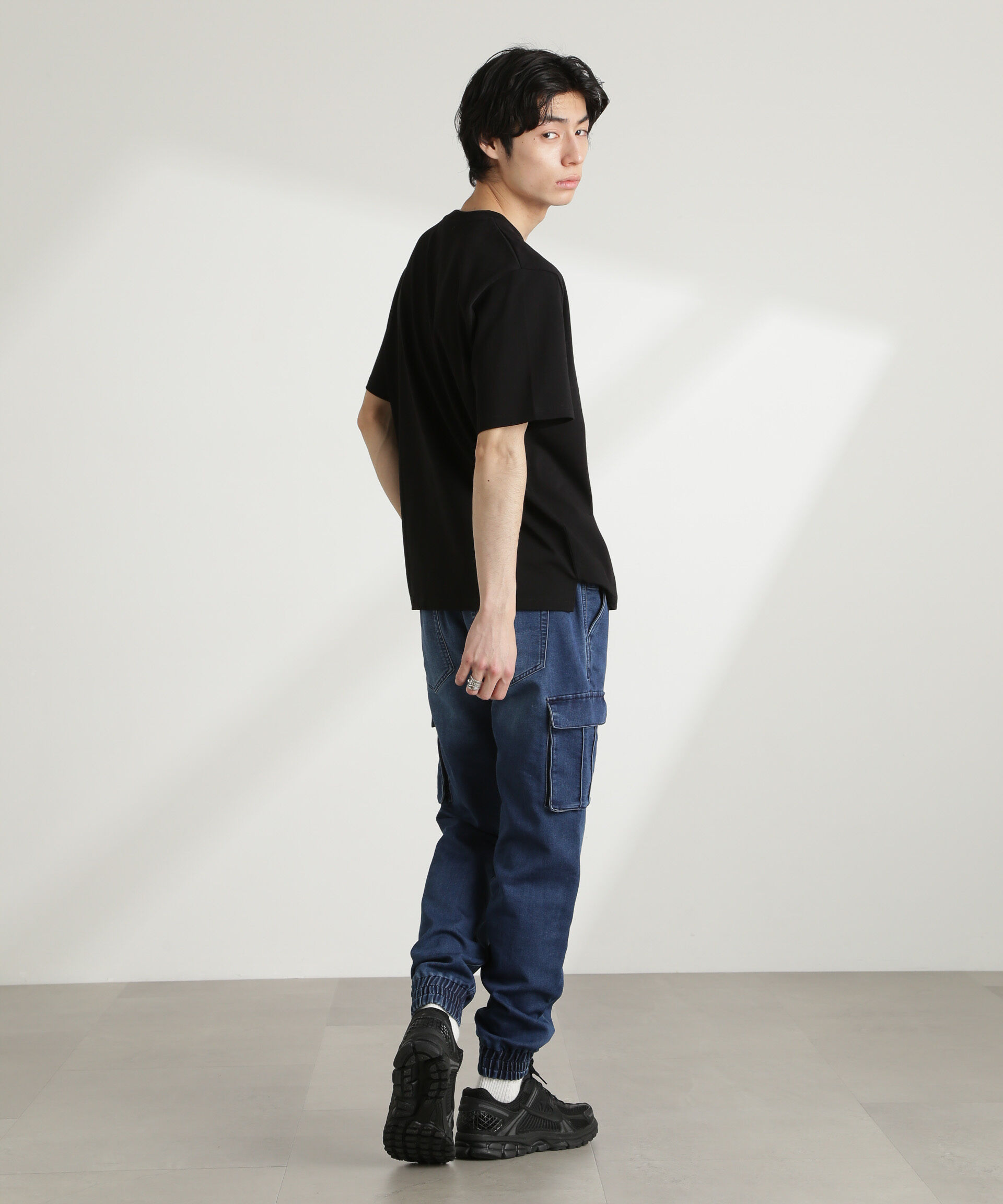 nano･universe「スリムフィット ジョガーカーゴパンツ」|チノ|