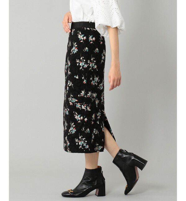 GRACE CONTINENTAL「レース刺繍タイトスカート」|スカート|