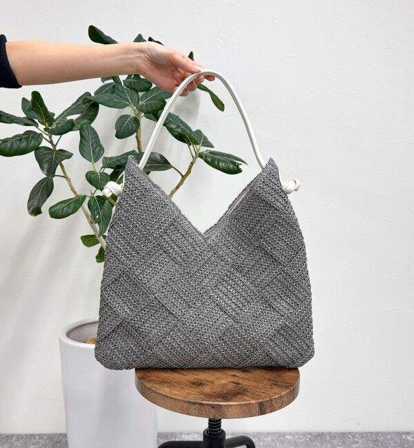 fredy emue「ペーパー格子編みワンハンドルバッグ」|かごバッグ|