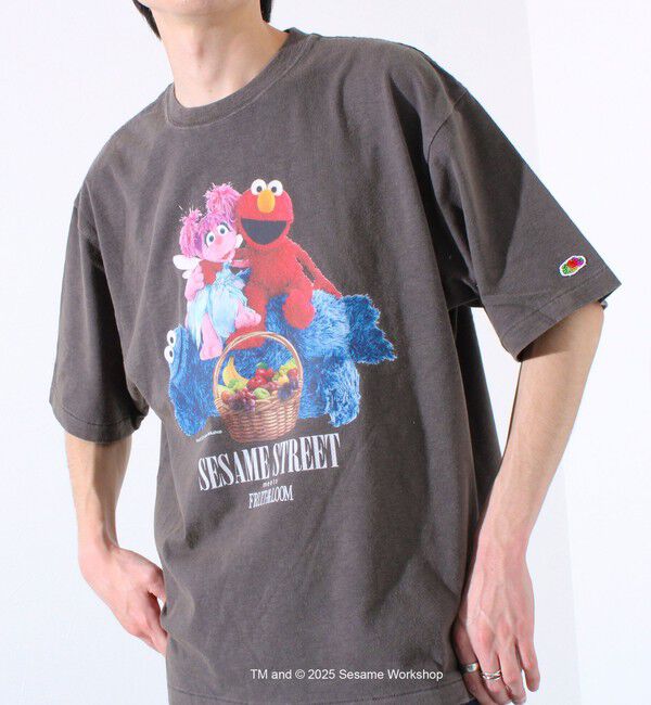 GLOSTER「【SESAME STREET&times;FOTL】Photo T-Shirt B クルーネックプリントTシャツ」|Tシャツ・カットソー|