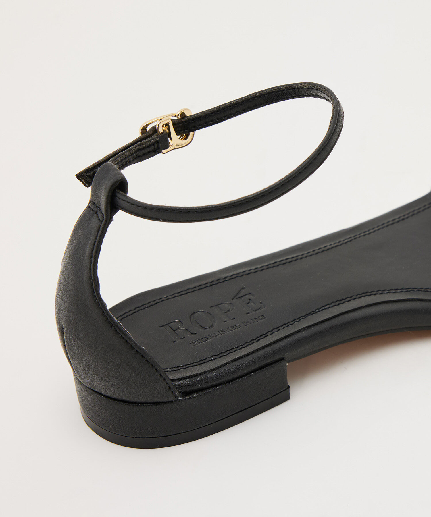 ROPE「【雑誌掲載】アンクルストラップサンダル」|サンダル|