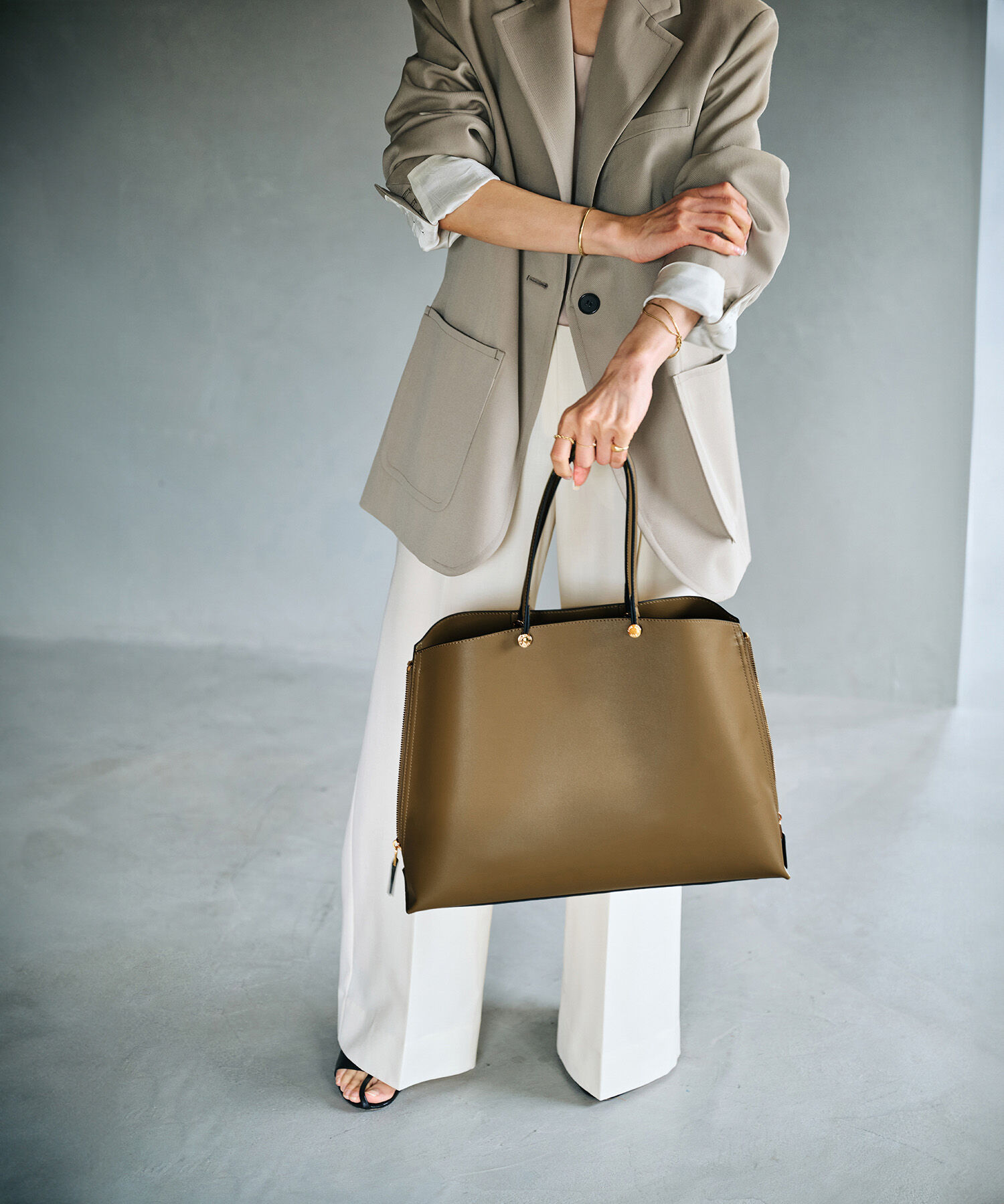 E'POR「【24AW】【E'POR】【A4対応】Y BAG Medium+」|トートバッグ|