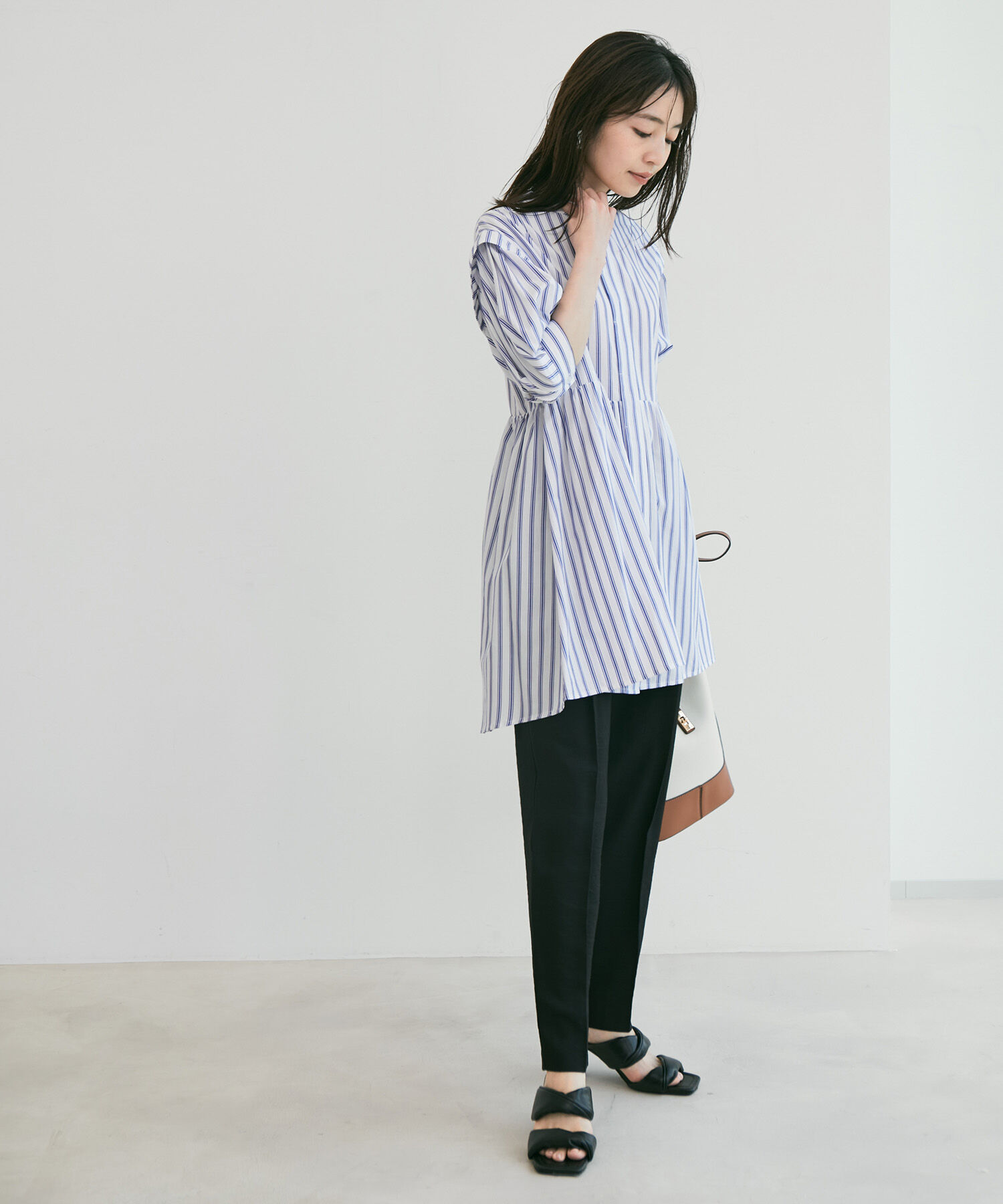 VIS「ストライプ/無地タイプライターチュニックブラウス」|シャツ・ブラウス|