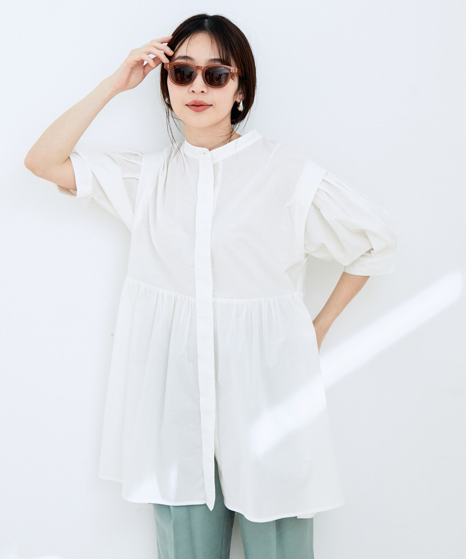 VIS「ストライプ/無地タイプライターチュニックブラウス」|シャツ・ブラウス|