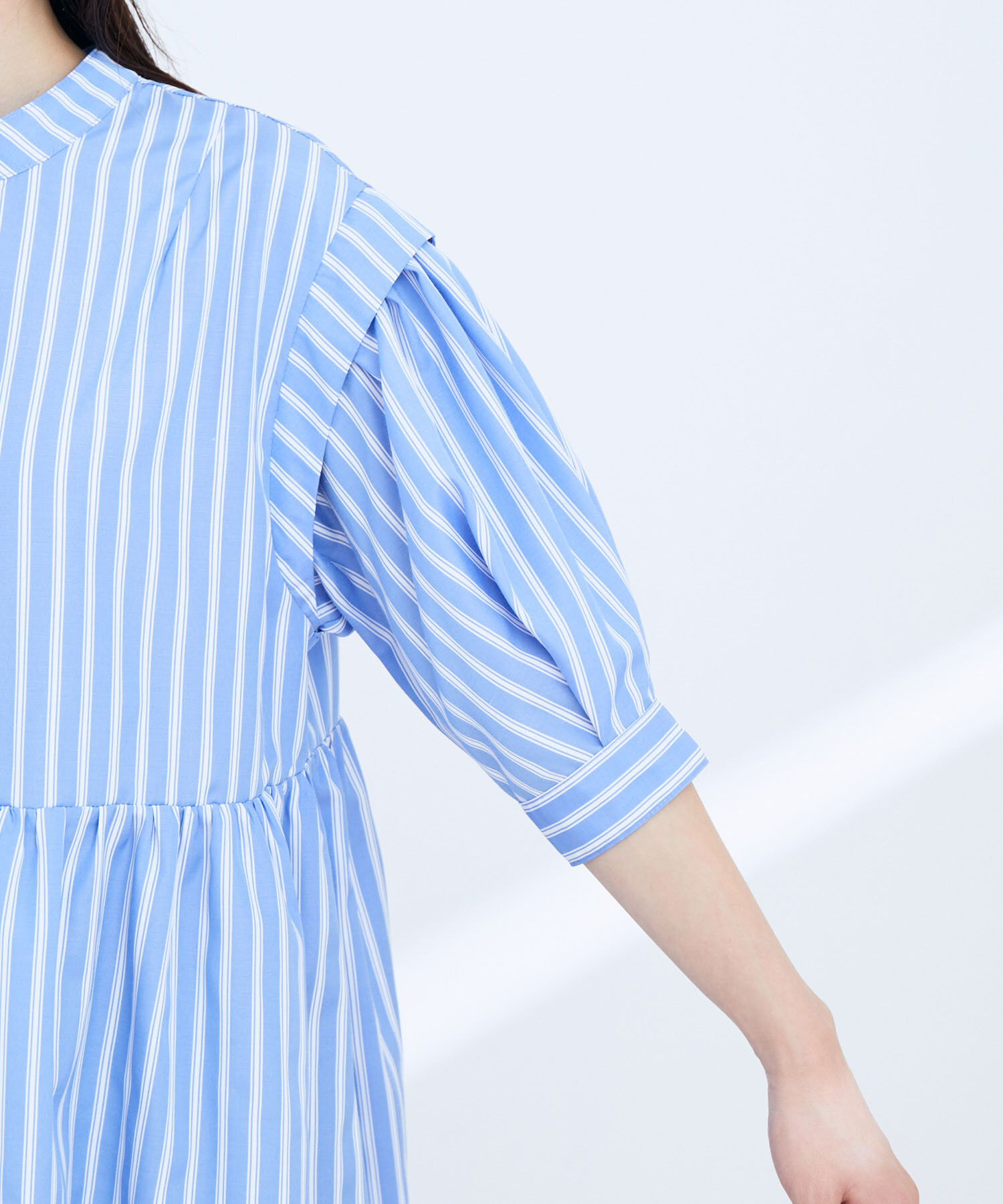 VIS「ストライプ/無地タイプライターチュニックブラウス」|シャツ・ブラウス|