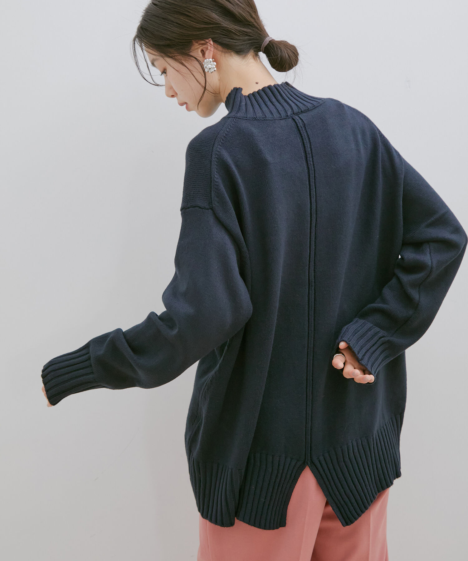 VIS「【洗える】ボーダー＆無地バックスリットニット【sustainable】」|ニット・セーター|ネイビー(40)