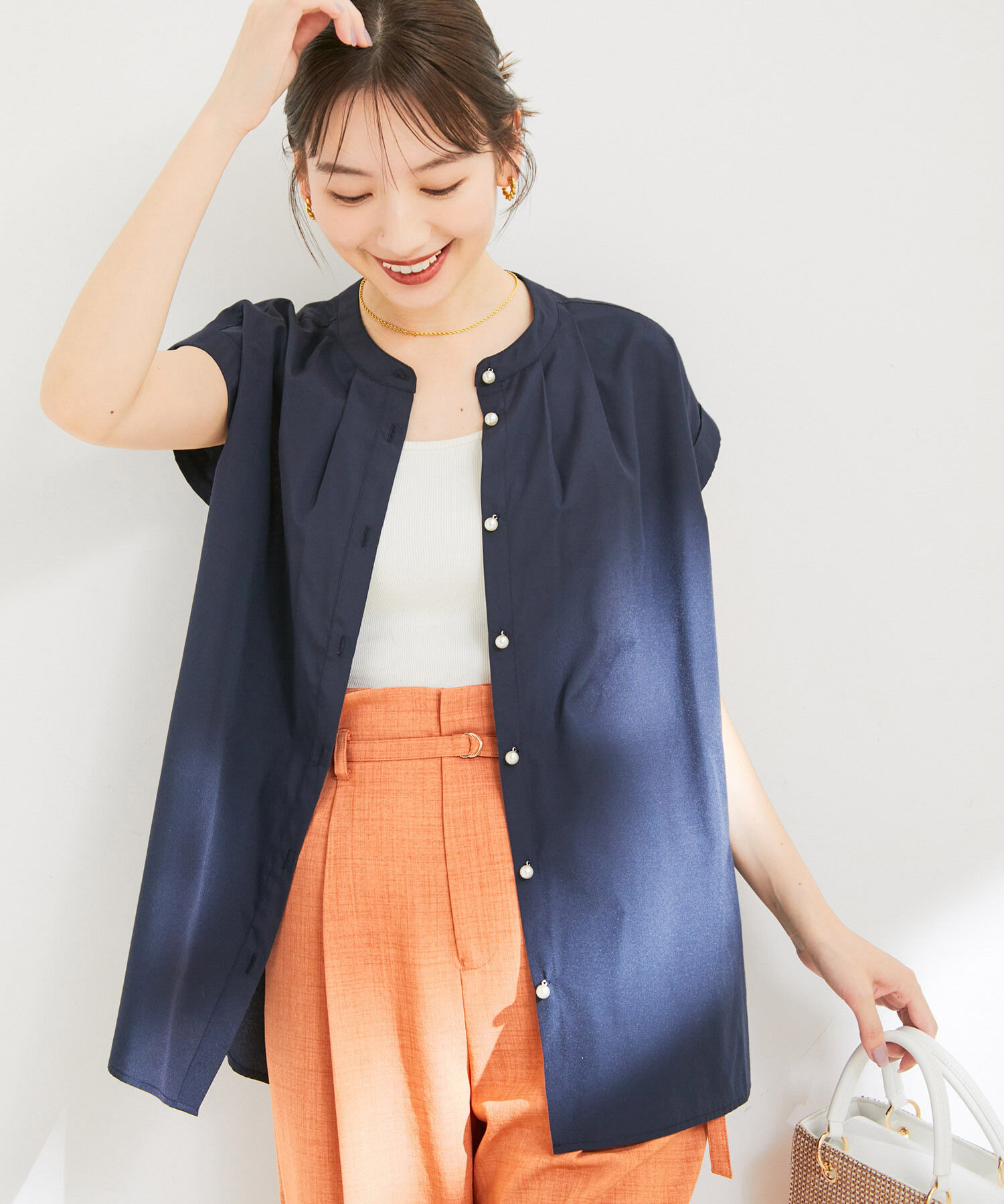 VIS「バックフリルノースリーブブラウス」|シャツ・ブラウス|