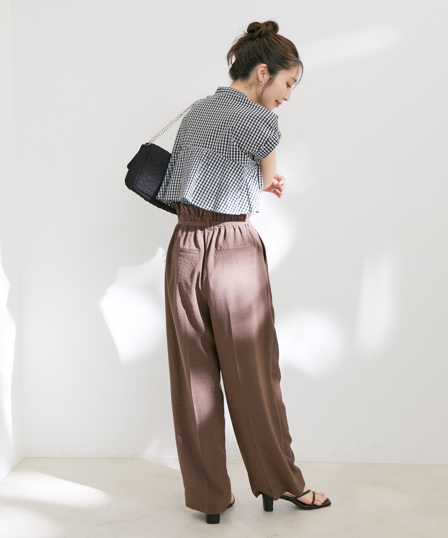 VIS「バックフリルノースリーブブラウス」|シャツ・ブラウス|