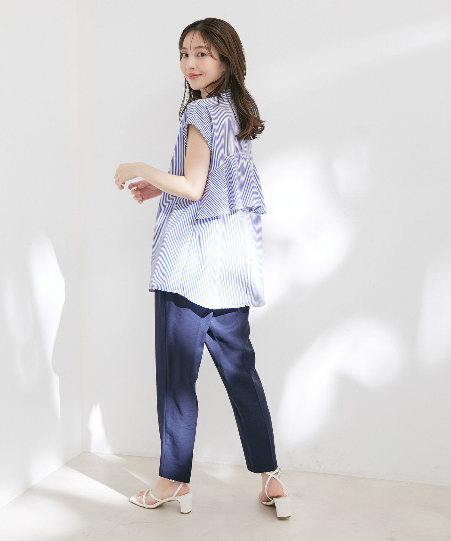 VIS「バックフリルノースリーブブラウス」|シャツ・ブラウス|