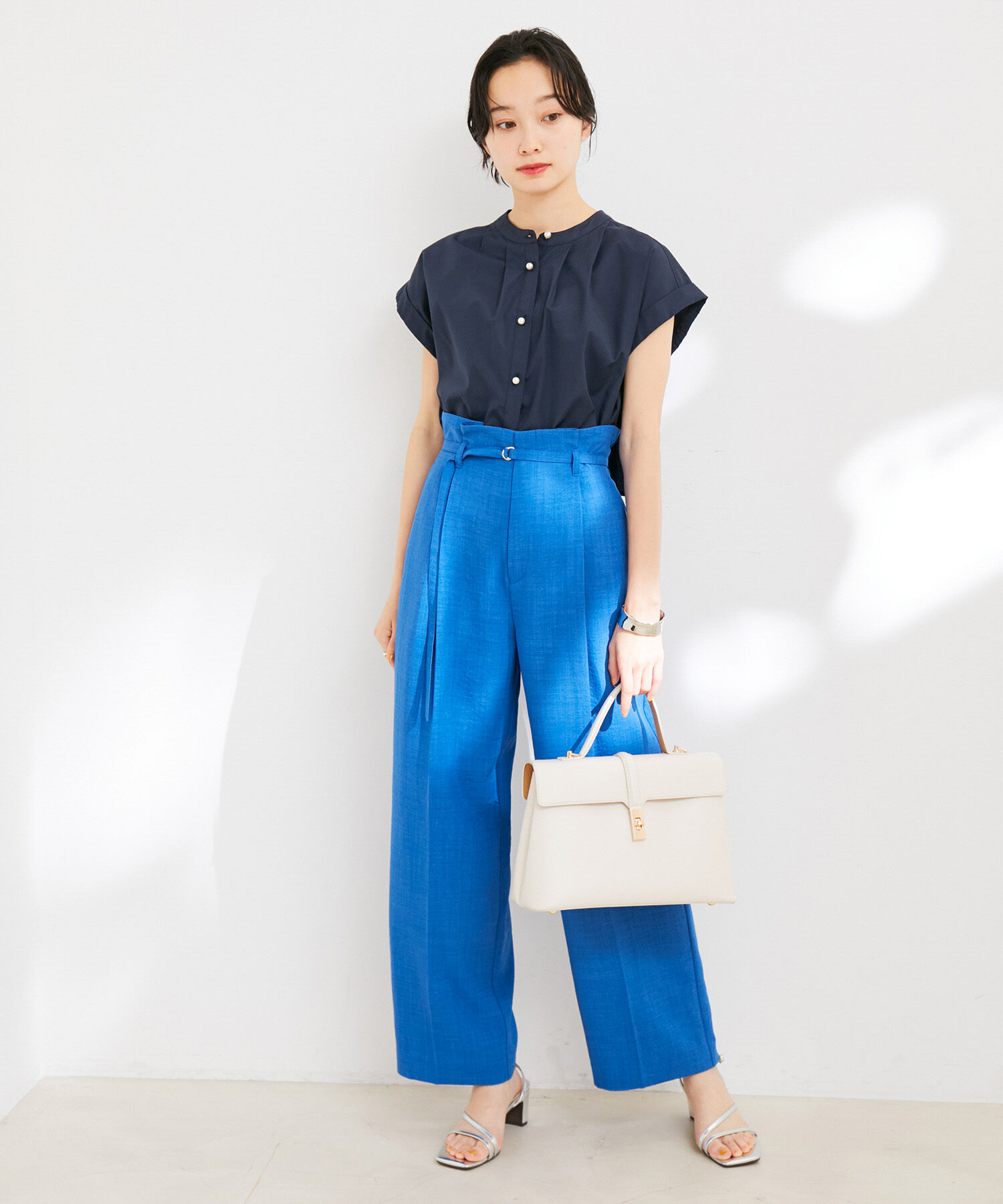 VIS「バックフリルノースリーブブラウス」|シャツ・ブラウス|