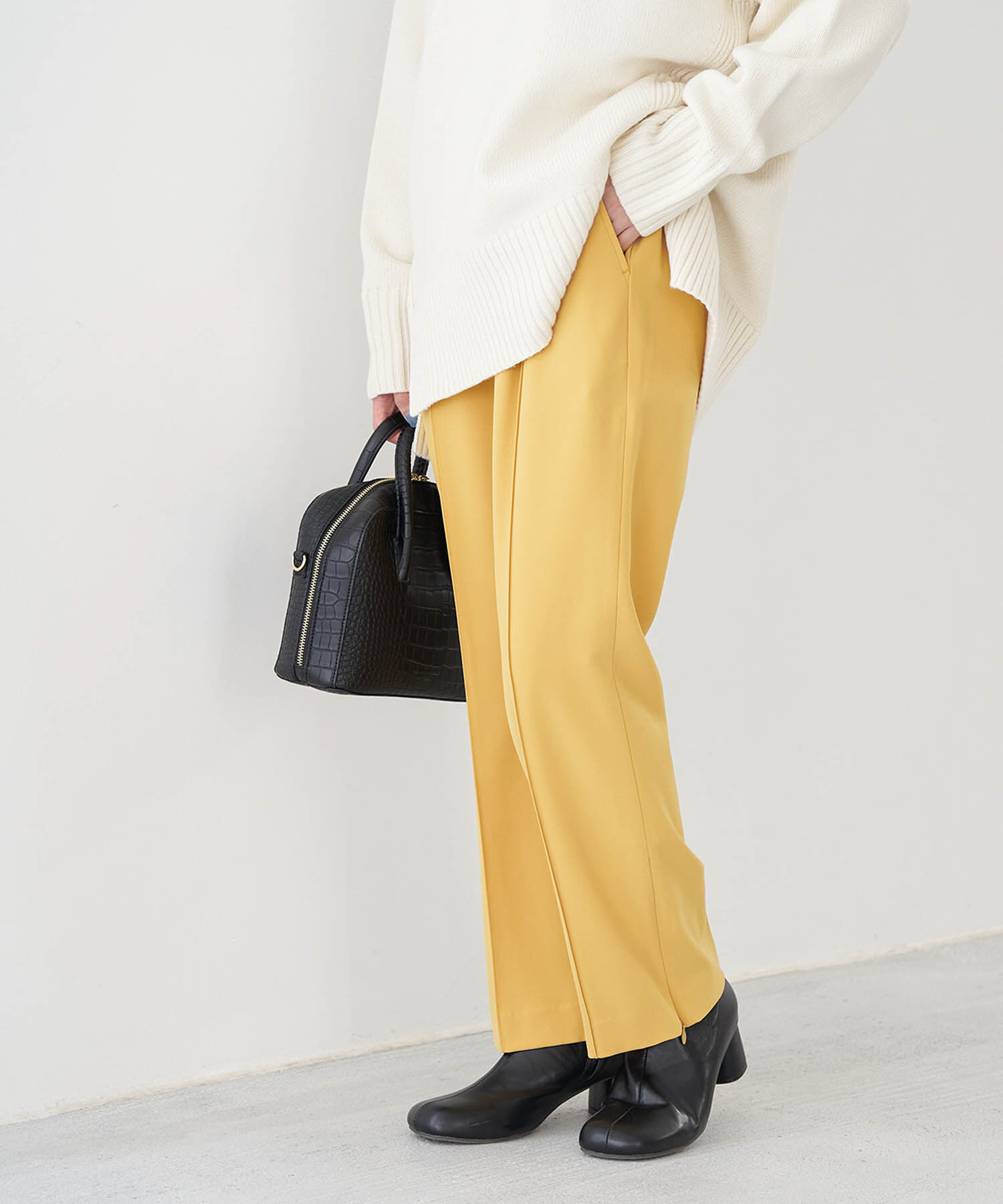 Rope&rsquo;Picnic「【ラク美】【WEB限定・低身長向け】サイドジップピンタックパンツ」|その他|イエロー(80)