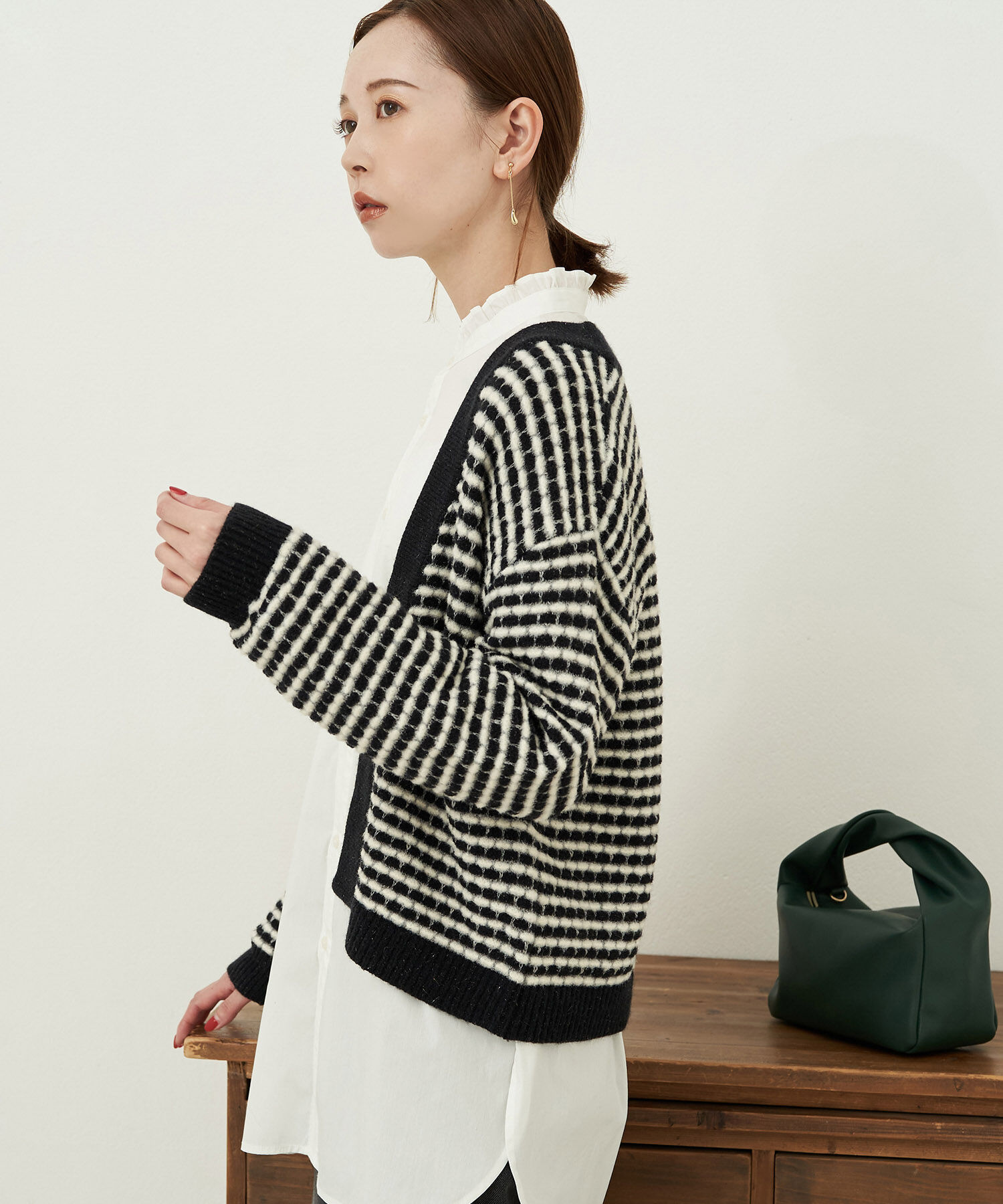 Rope&rsquo;Picnic「メタルパーツ使いニットツイードカーディガン」|カーディガン|ブラック系(02)