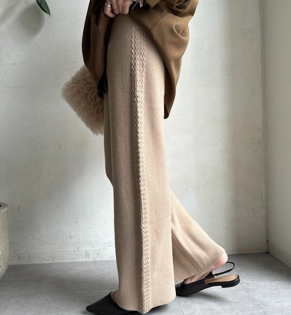  「サイドケーブルニットパンツ」|チノ|ベージュ