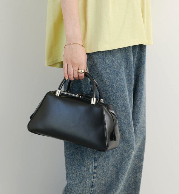  「【cache cache(カシュカシュ)】マット素材ボストン」|クラッチバッグ|ブラック