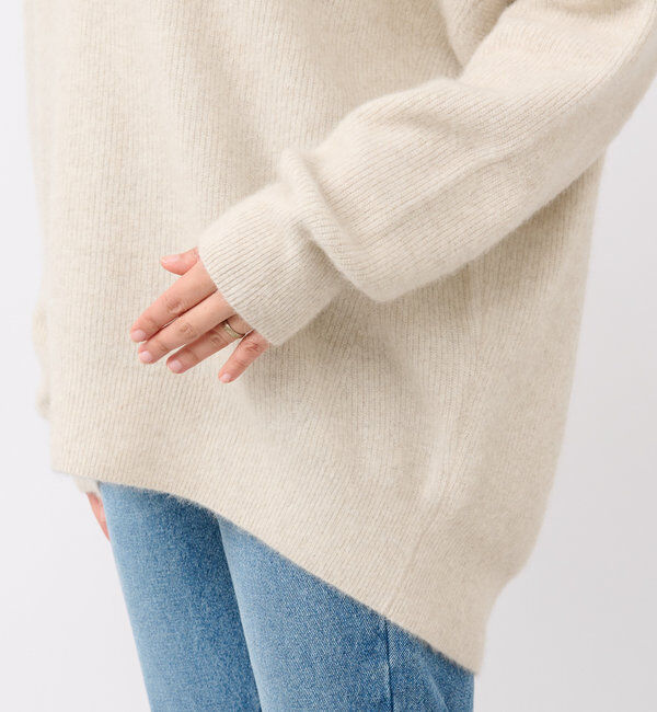  「【抜け感シルエット】ヘアリーウール片畦Vネックニット」|ニット・セーター|