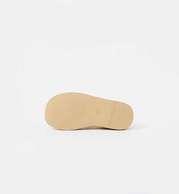 AU BANNISTER「【LAROUTE】シャーリングベルトサンダル」|サンダル|