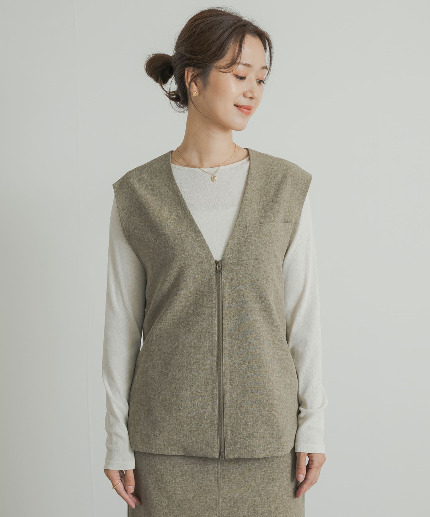 URBAN RESEARCH DOORS「『UR TECH DRYLUXE』フロントZIPベスト」|ベスト・ジレ|