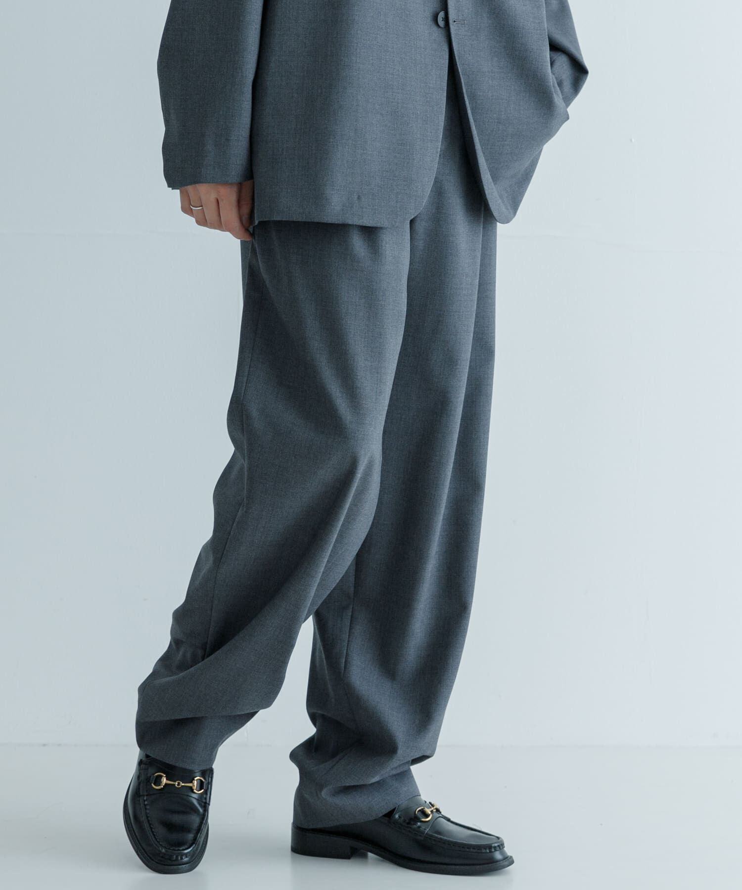 URBAN RESEARCH「ATON　WOOL TROPICAL TAPERED PANTS」|その他|