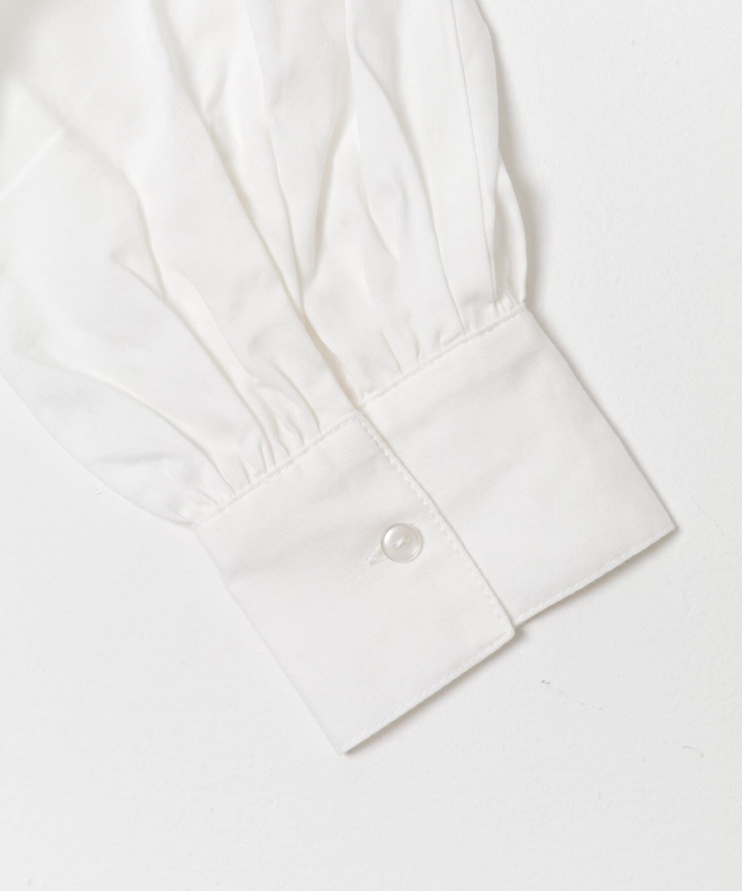 URBAN RESEARCH DOORS「アイレットレース衿ブラウス」|シャツ・ブラウス|