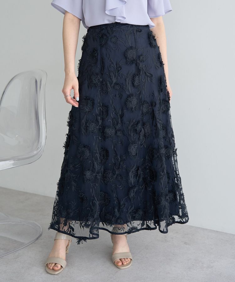 YECCA VECCA「フラワーエンブロイダリーチュールスカート」|フレア|Navy