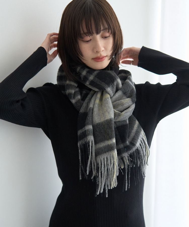 YECCA VECCA「ウールチェック柄ストール」|ストール|Black