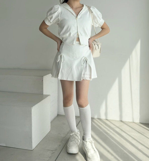  「【セットアップ対応】リボン付きカットミニスカート」|スカート|