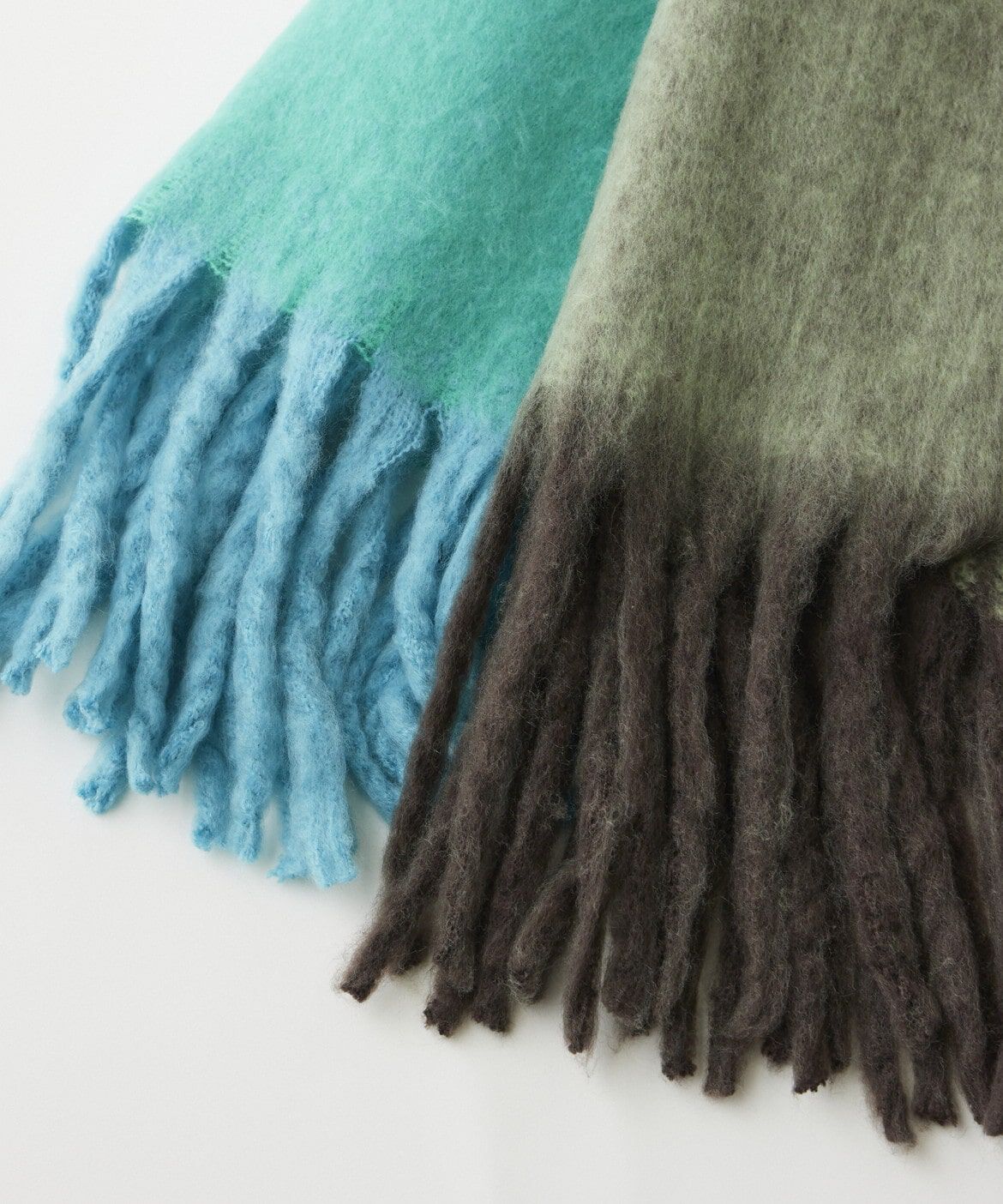 INED「《INED CLARO》ヘアリーカラーマフラー」|ストール|