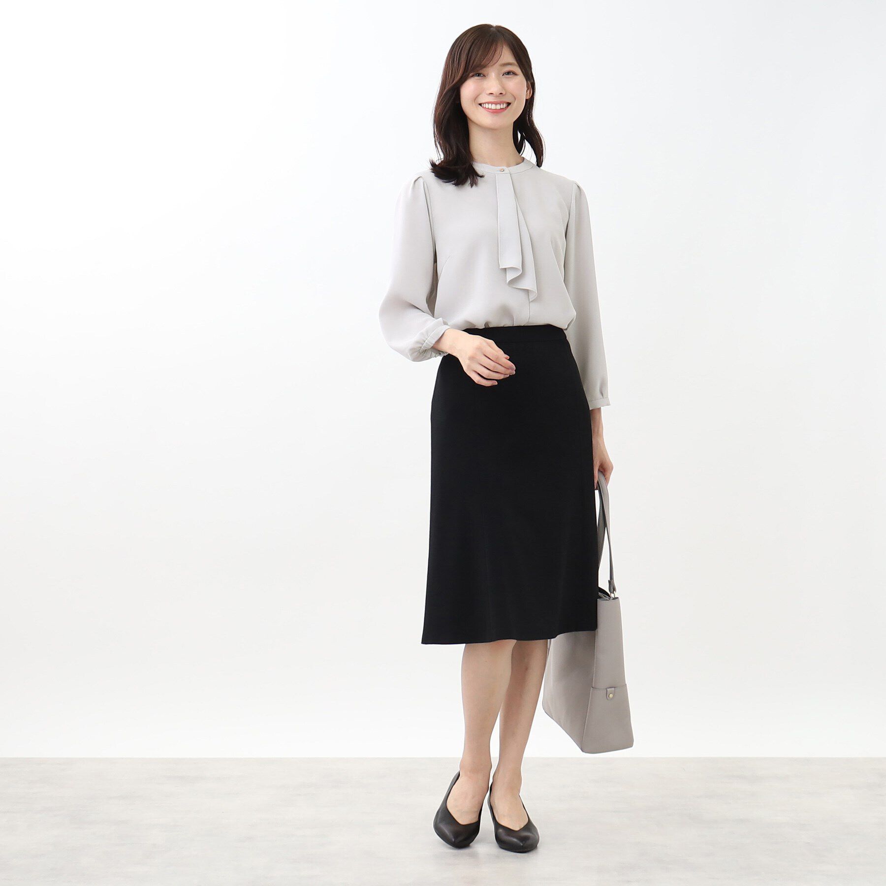 Reflect「【WEB限定カラーあり／接触冷感／マシンウォッシュ】ボータイ風デザインブラウス」|シャツ・ブラウス|