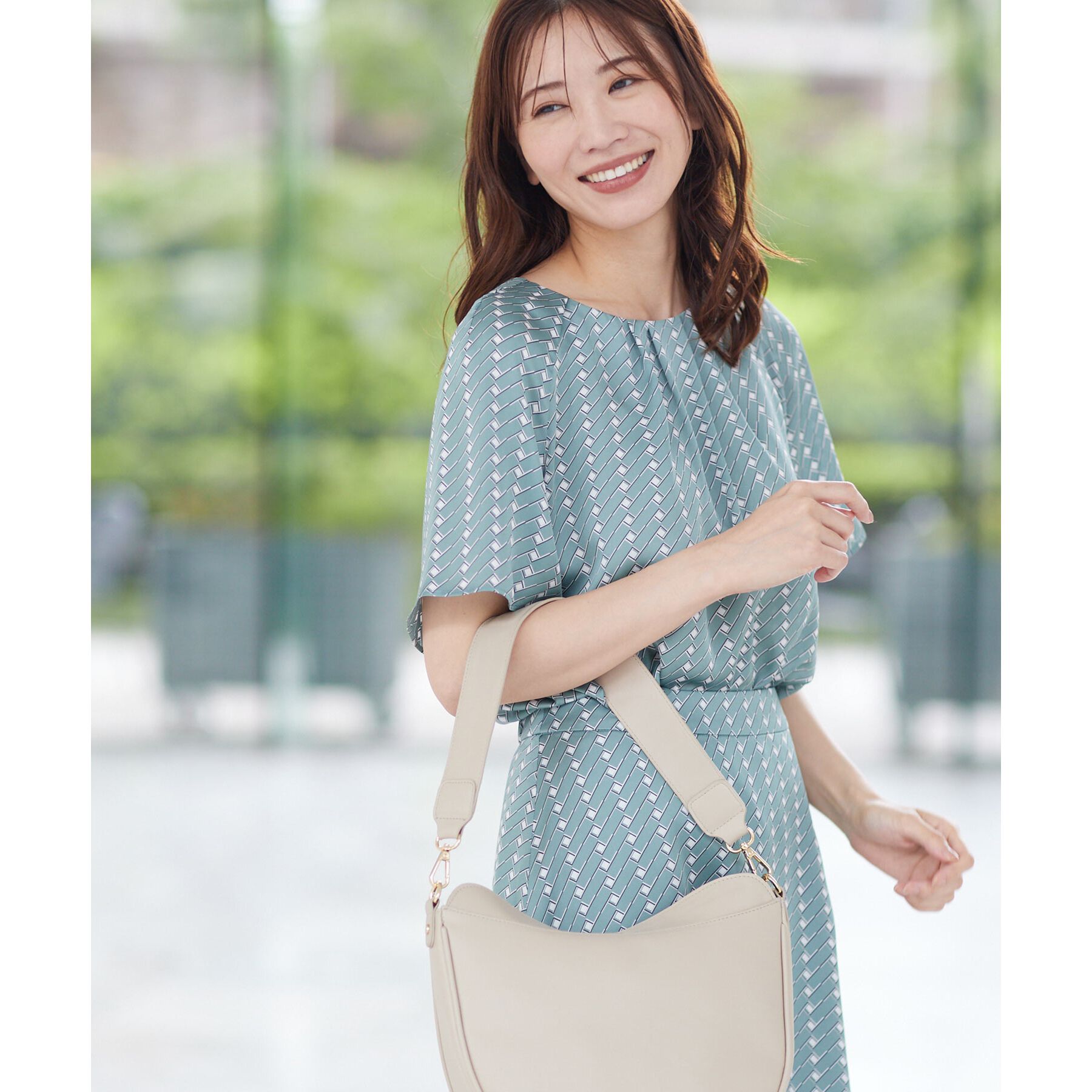 Reflect「【SALE／WEB限定カラーあり／接触冷感／マシンウォッシュ可／セットアップ可能】フレアスリーブプリ」|シャツ・ブラウス|