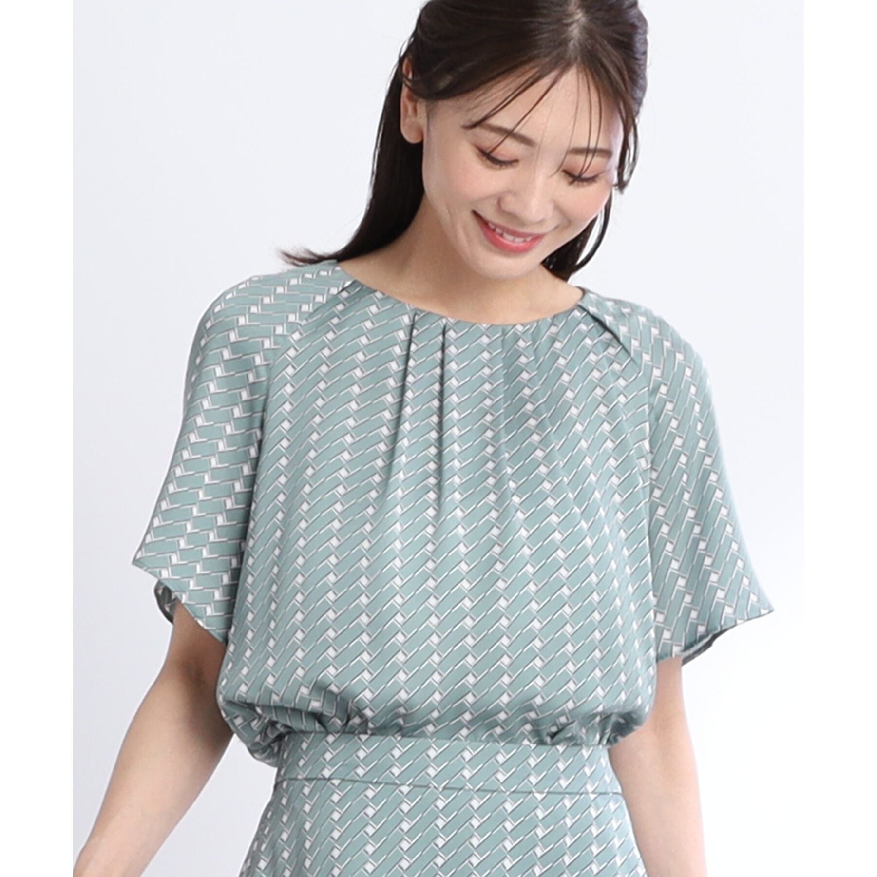 Reflect「【SALE／WEB限定カラーあり／接触冷感／マシンウォッシュ可／セットアップ可能】フレアスリーブプリ」|シャツ・ブラウス|