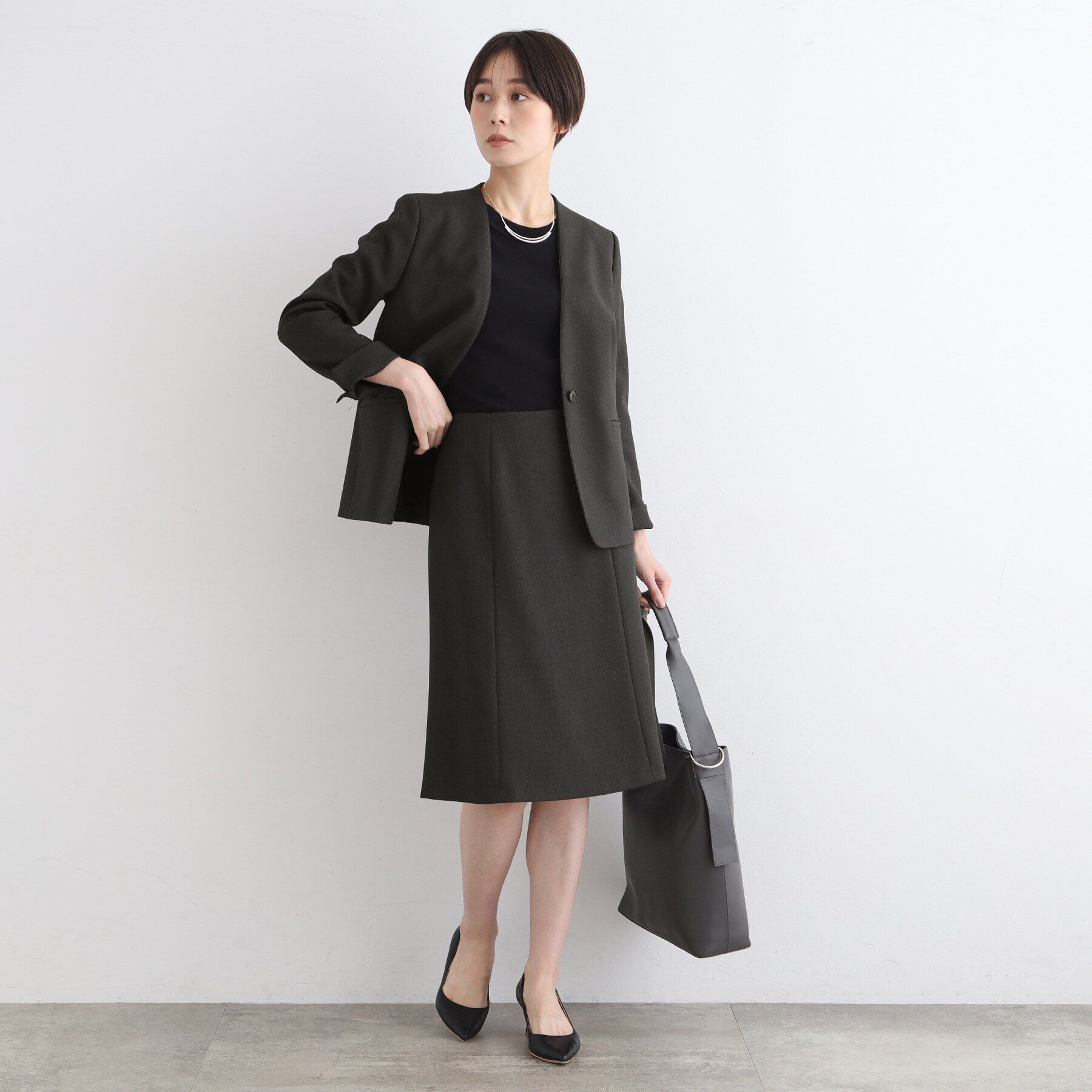 INDIVI「【洗える／UVケア／定番スーツ】ウール調セミフレアスカート」|スーツ|