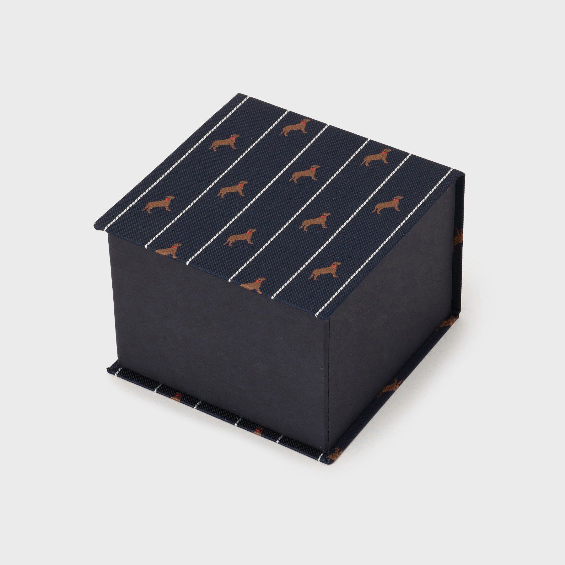 TAKEO KIKUCHI「【スマホスタンド機能付きパスケース】プレイフルチェンジネクタイBOX」|ネクタイ・蝶ネクタイ|