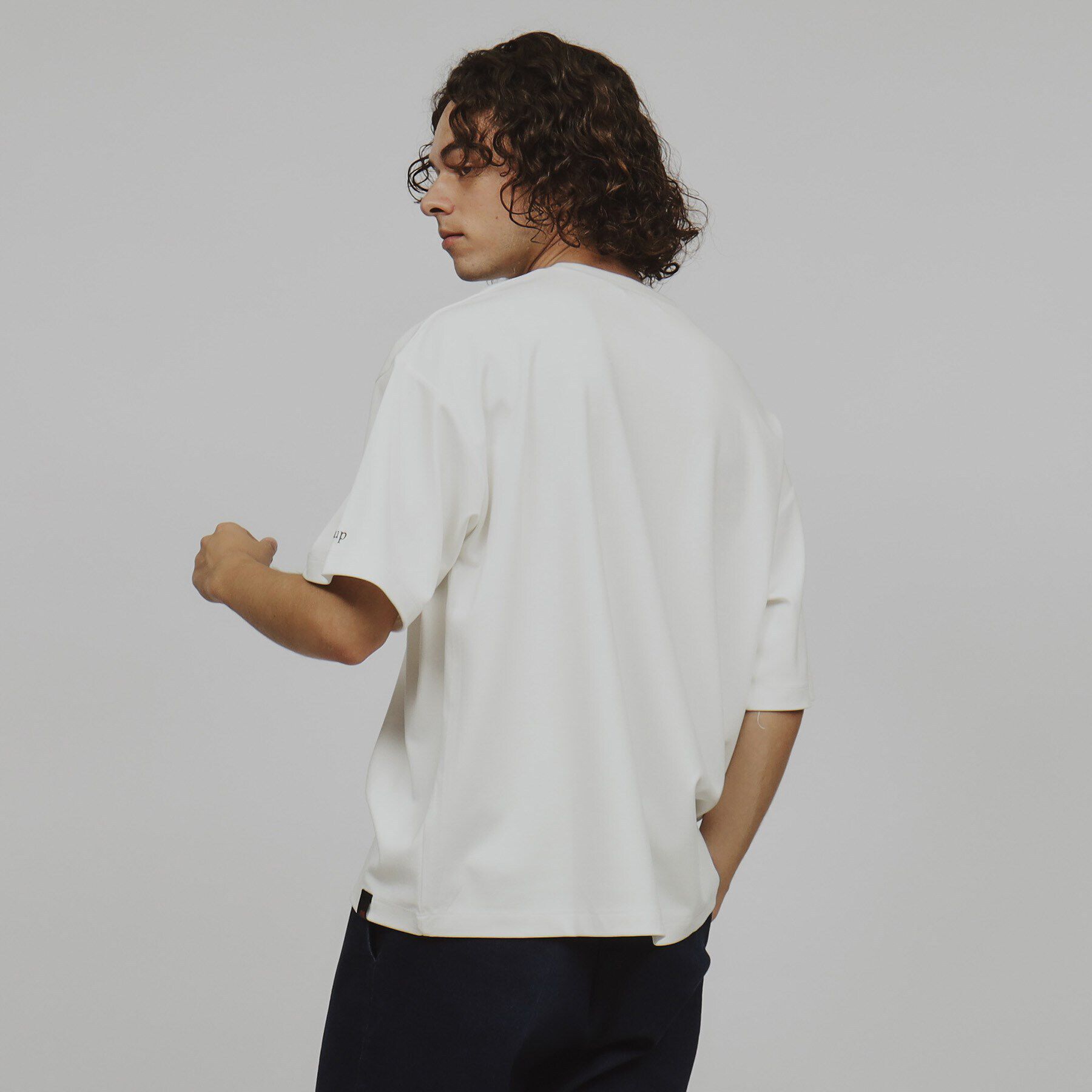 tk.TAKEO KIKUCHI「ノーティスレタードエンブロTシャツ」|Tシャツ・カットソー|