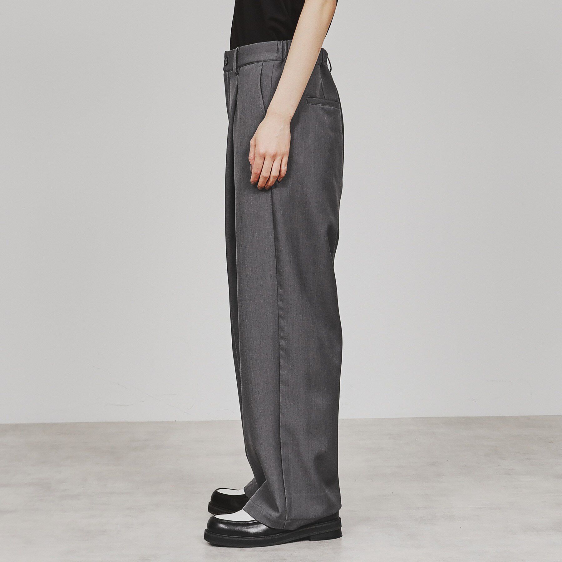 tk.TAKEO KIKUCHI「バレルシルエットスラックス」|その他|