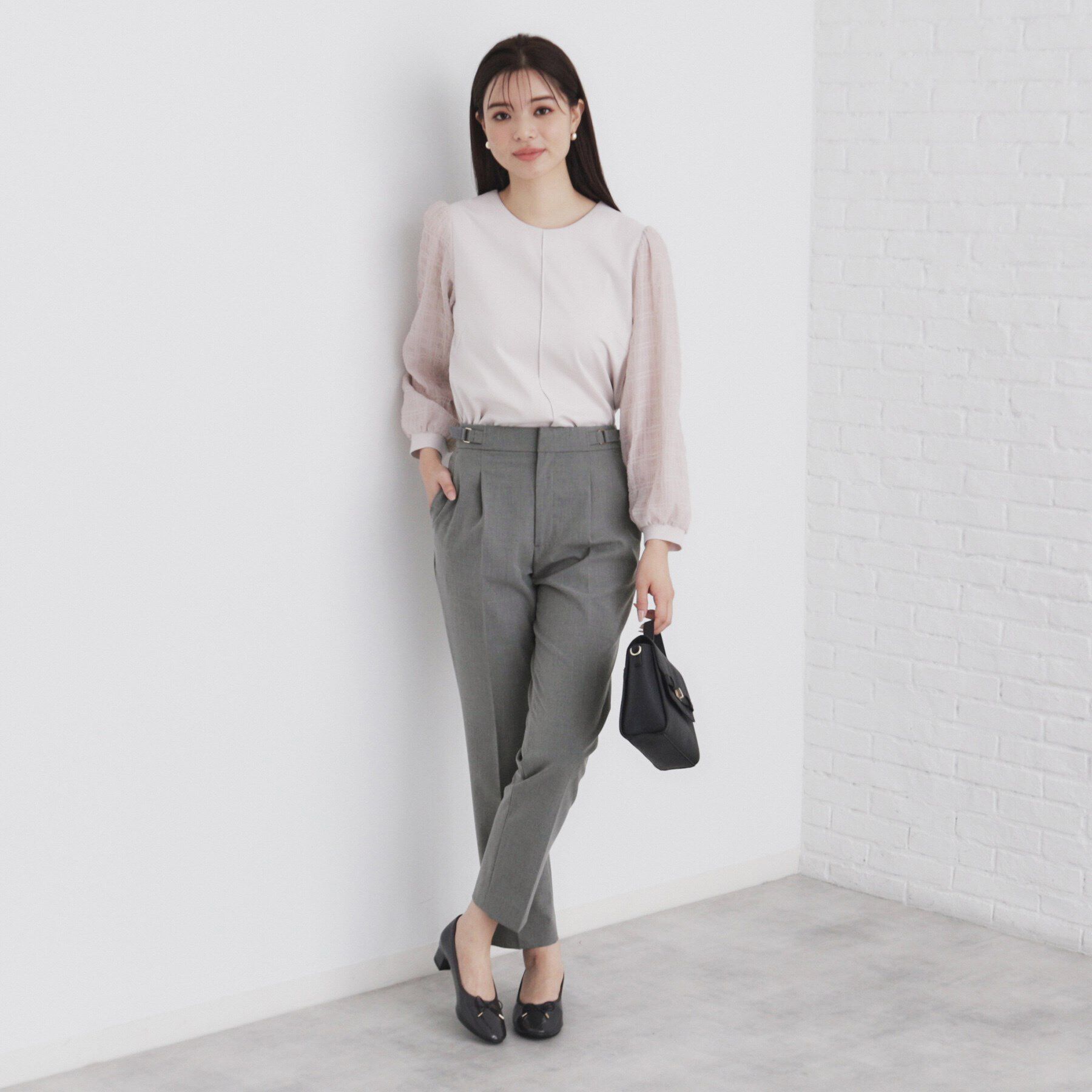 index「サイドベルト付きストレッチテーパードパンツ【洗濯機洗い可/イージーアイロン/防シワ】」|その他|