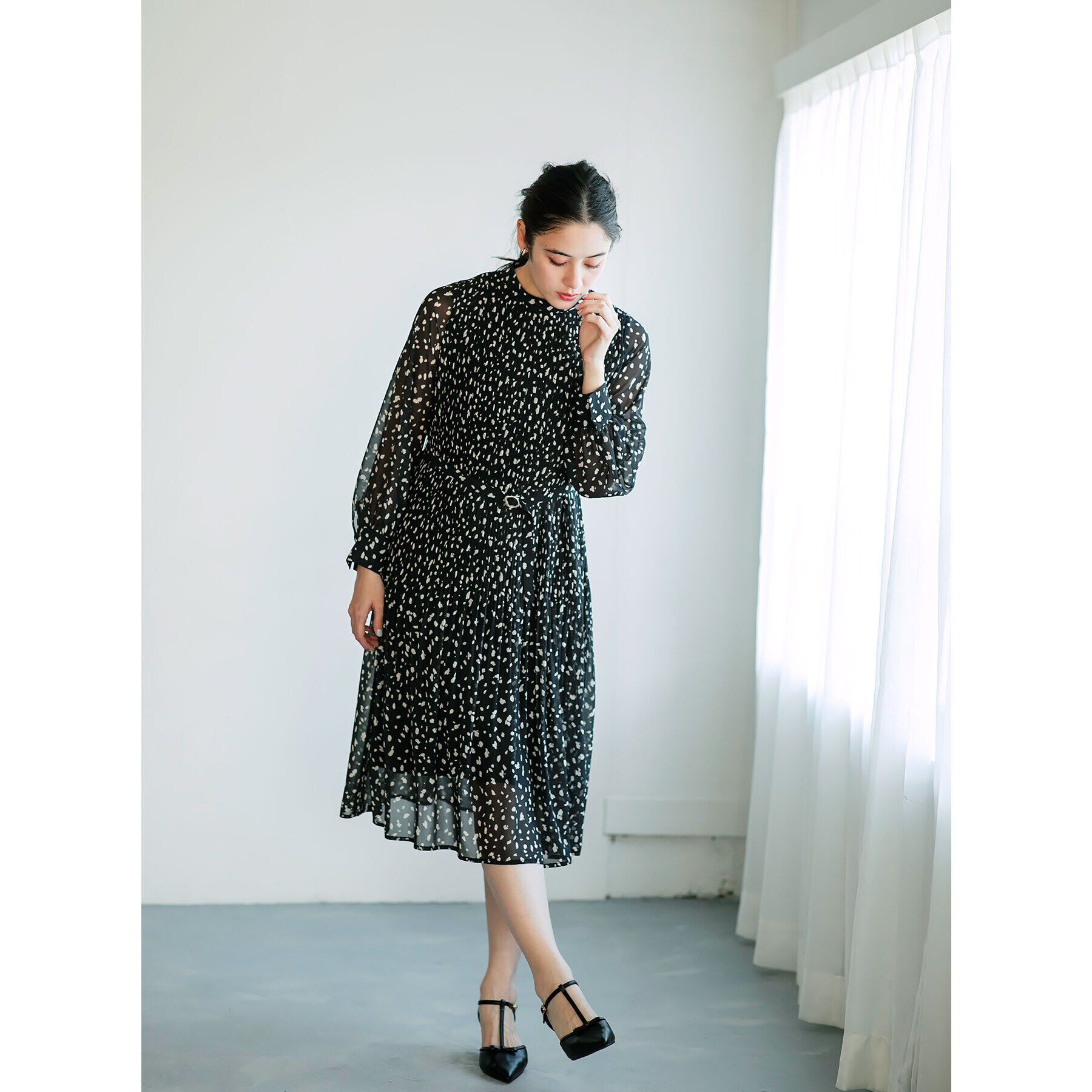 index「ベルト付きプリーツフレアワンピース【洗濯機洗い可/防シワ】」|ワンピース|