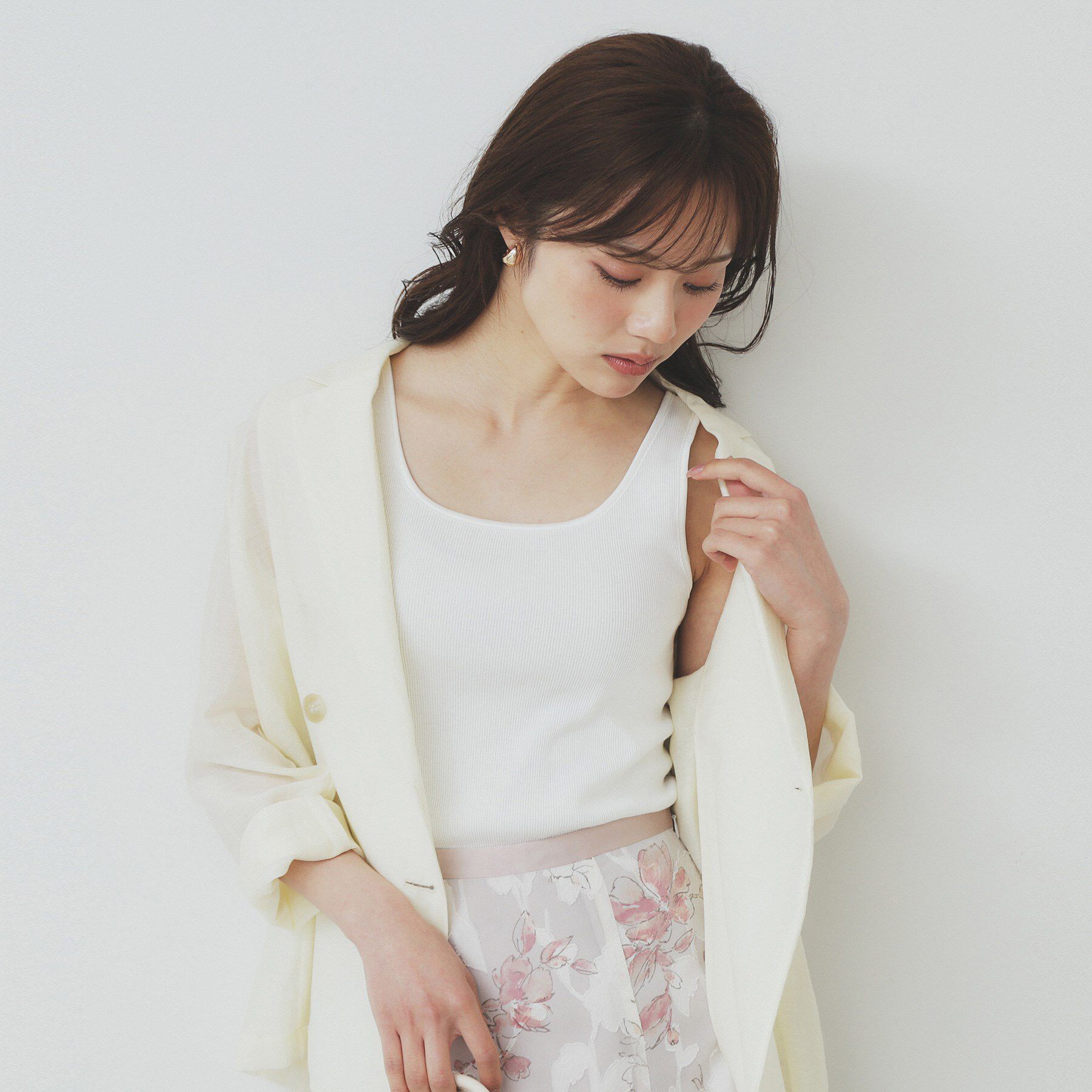 index「前後2WAY サテンパイピングリブタンクトップ【洗濯機洗い可】」|キャミソール|オフホワイト(003