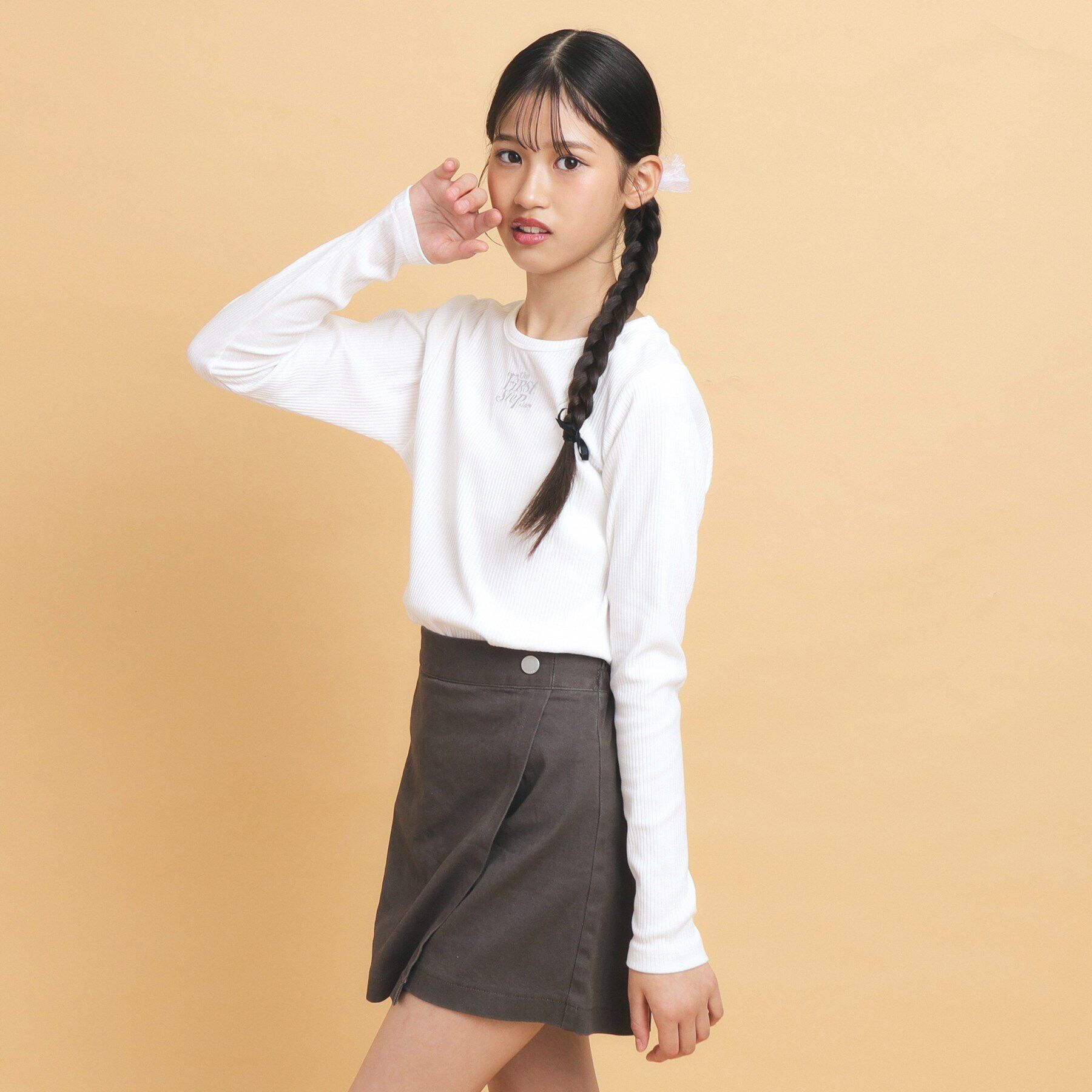 PINK-latte「【130cmあり】シンプルロゴ刺繍の優秀リブロンT」|Tシャツ・カットソー|ｵﾌﾎﾜｲﾄ(003)