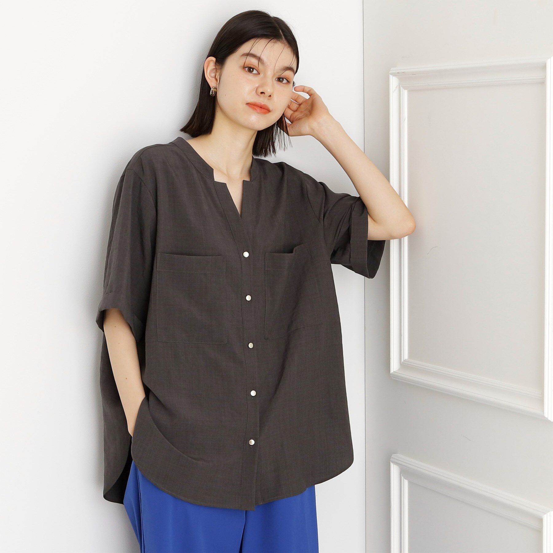 THE SHOP TK「【秋色入荷/インしなくても決まる】ダブルポケット5分袖シャツ/体型カバー／洗濯機OK」|シャツ・ブラウス|スミクロ(018)