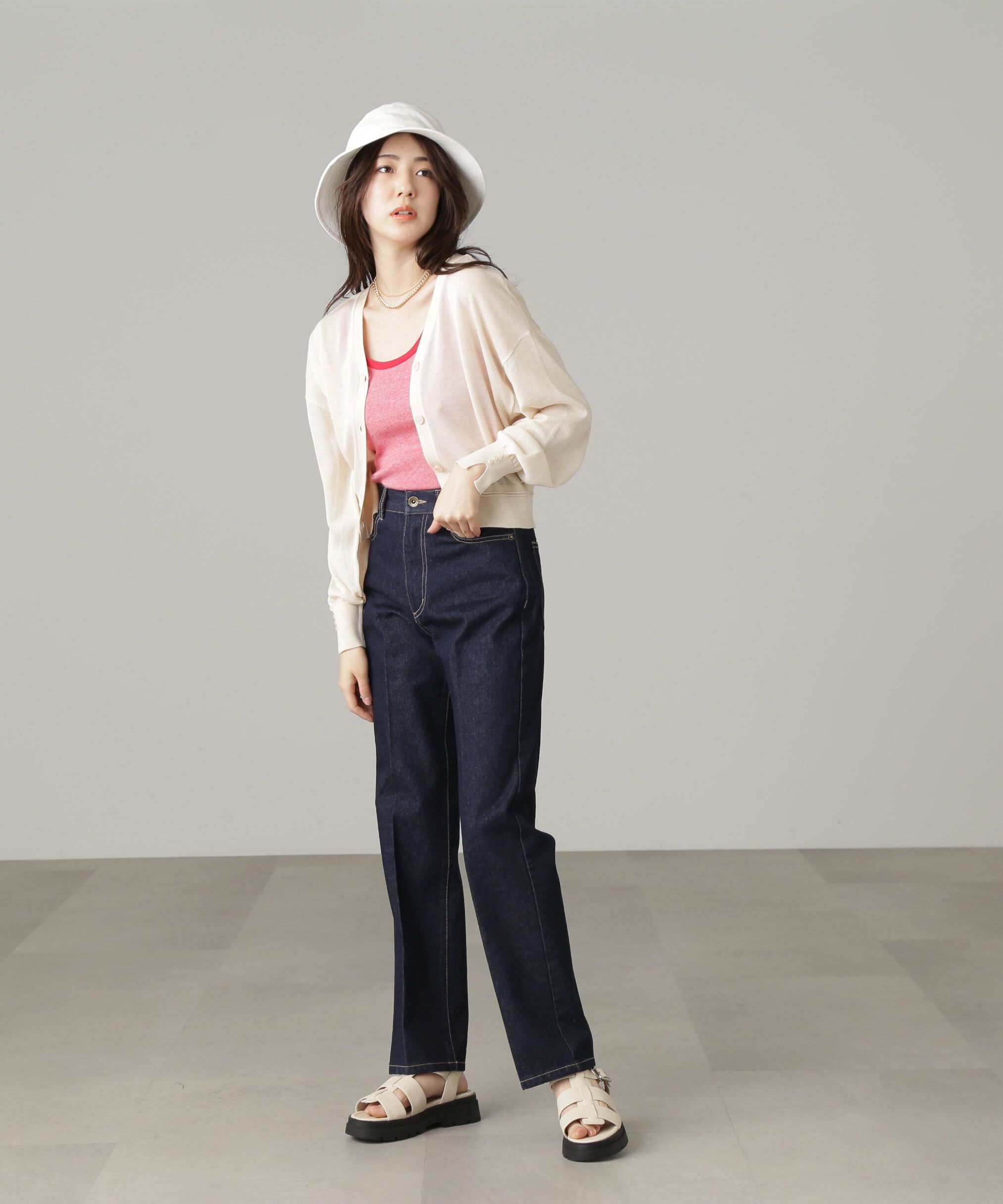  「［ピンクカラーWEB限定］シアー短丈カーディガン」|ニット・セーター|