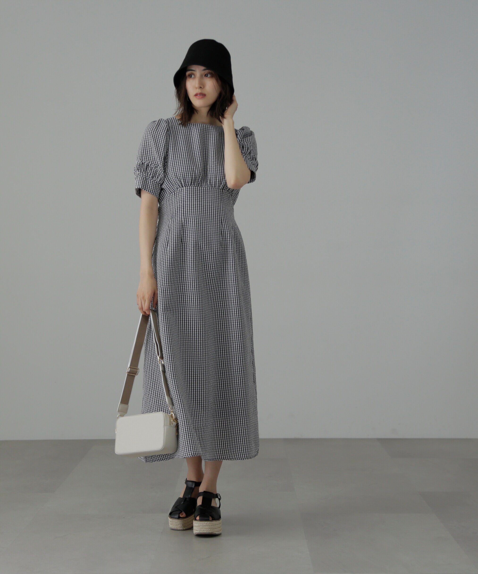  「パフスリーブバックリボンワンピース」|ワンピース|