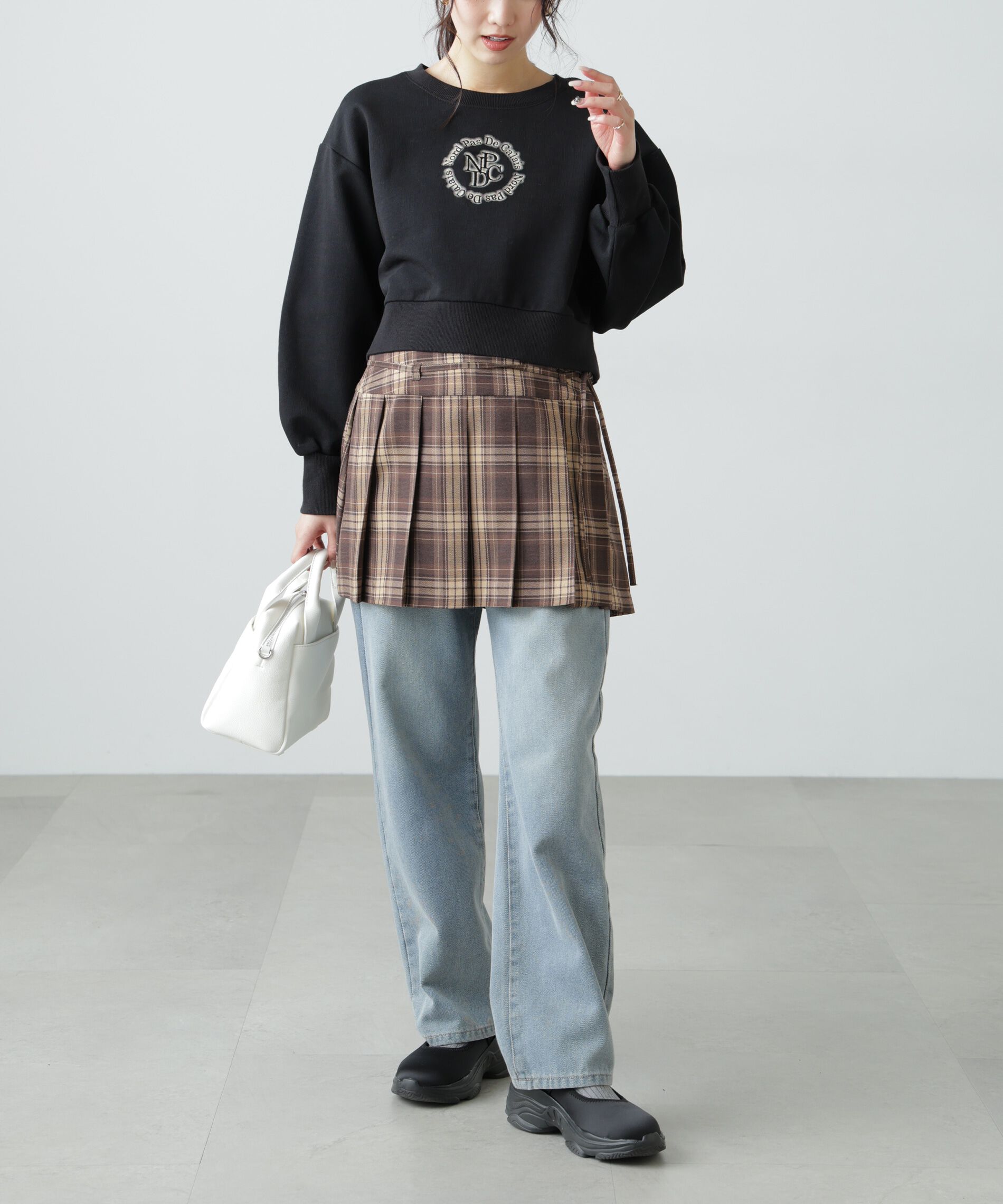  「サークルロゴ刺繍ショート丈スウェット」|Tシャツ・カットソー|