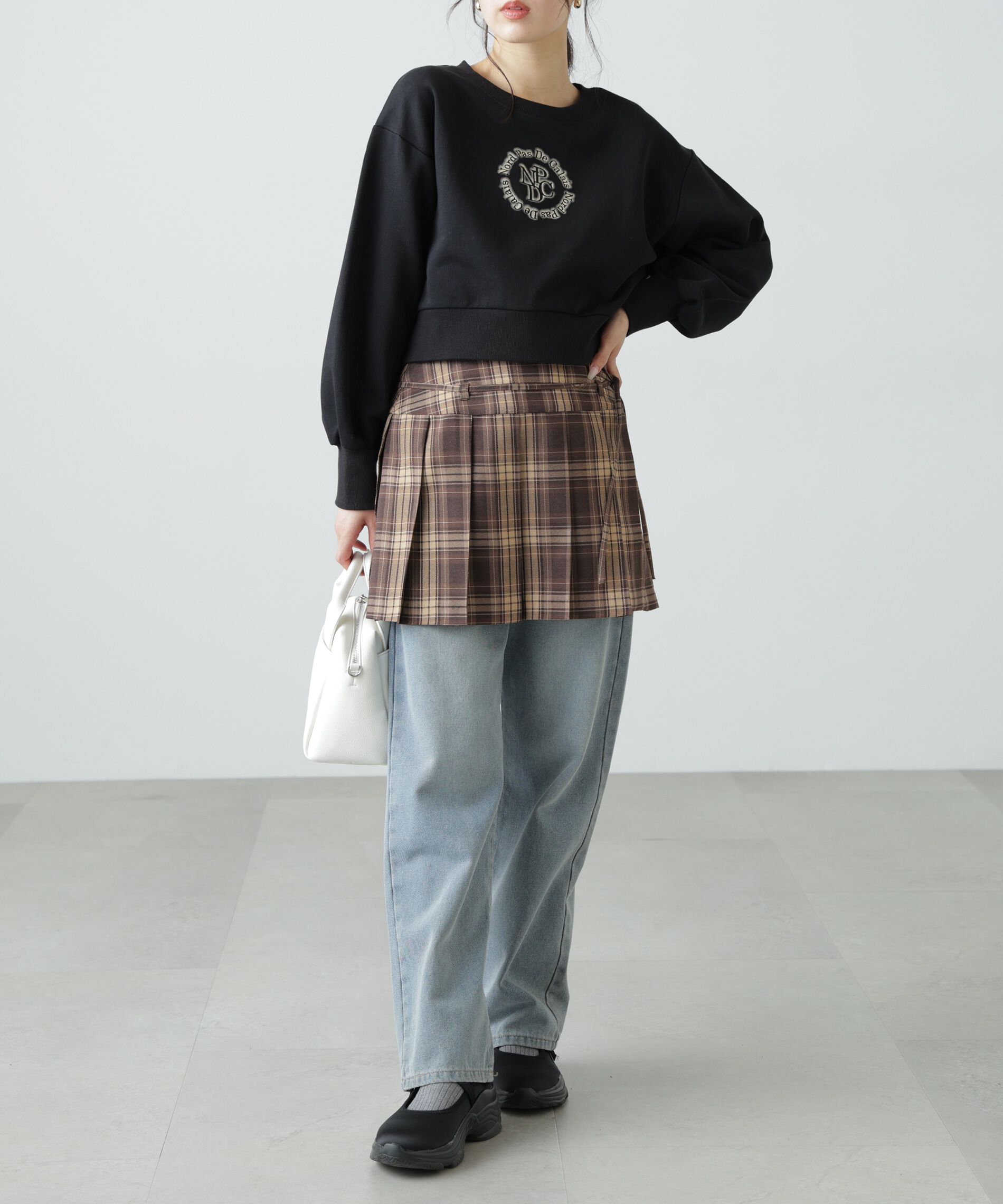  「サークルロゴ刺繍ショート丈スウェット」|Tシャツ・カットソー|